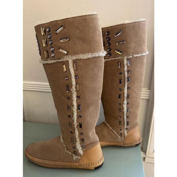 Tory Burch Crystal Tan ZuZu Embellished Suede Shearling Moccasin Talk Boots 7.5 - Picture 3 of 5
